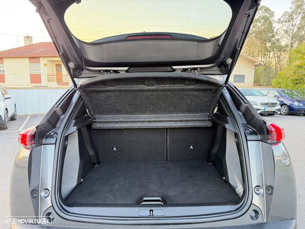 Peugeot 2008 1.2 PureTech Allure Pack - 5