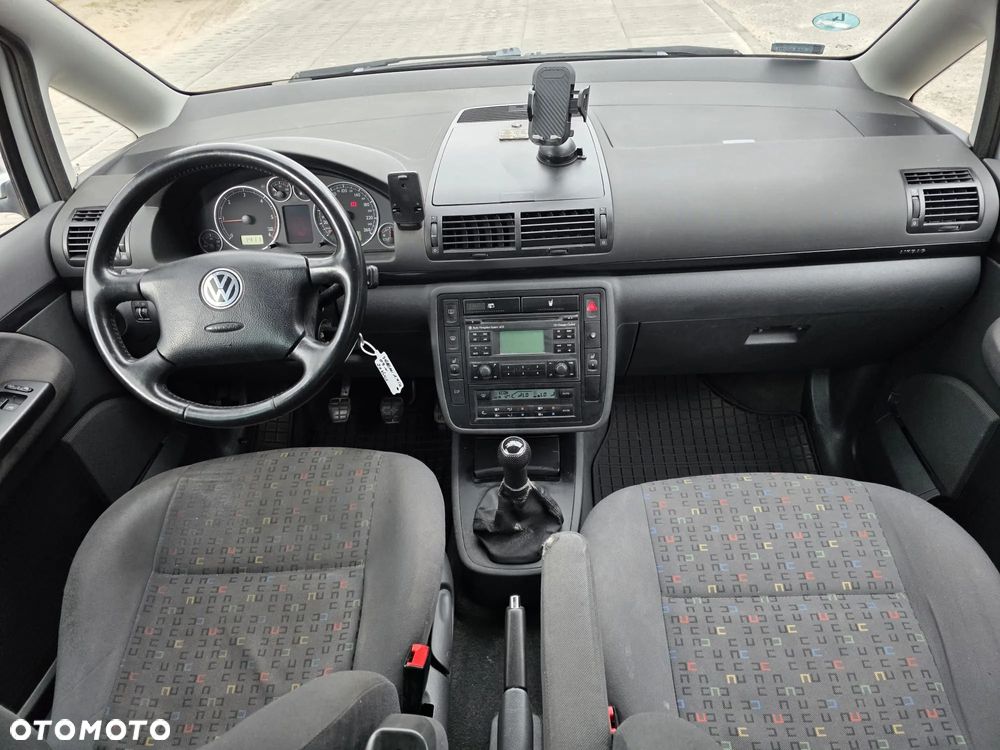 Volkswagen Sharan 1.9 TDI Basis - 9