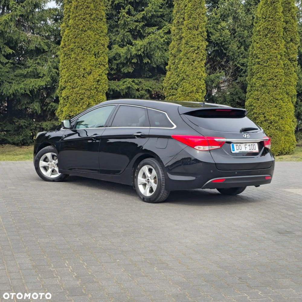 Hyundai i40 Kombi 1.7 CRDi Premium - 16