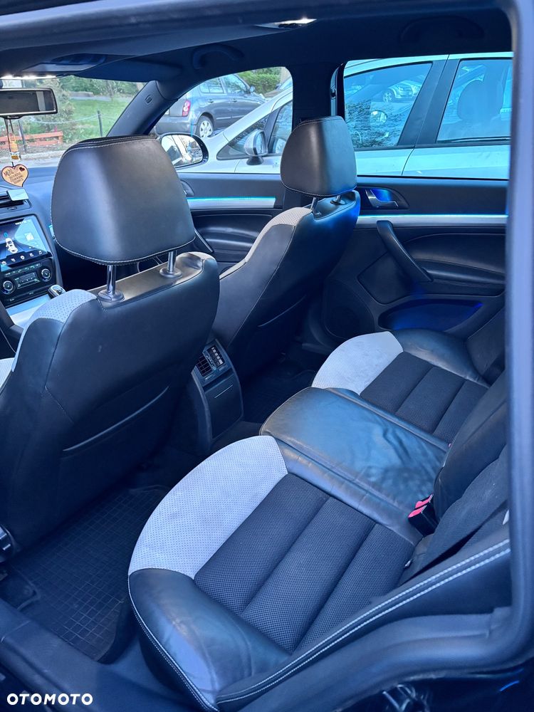 Skoda Octavia 2.0 TDI CR DPF RS - 15