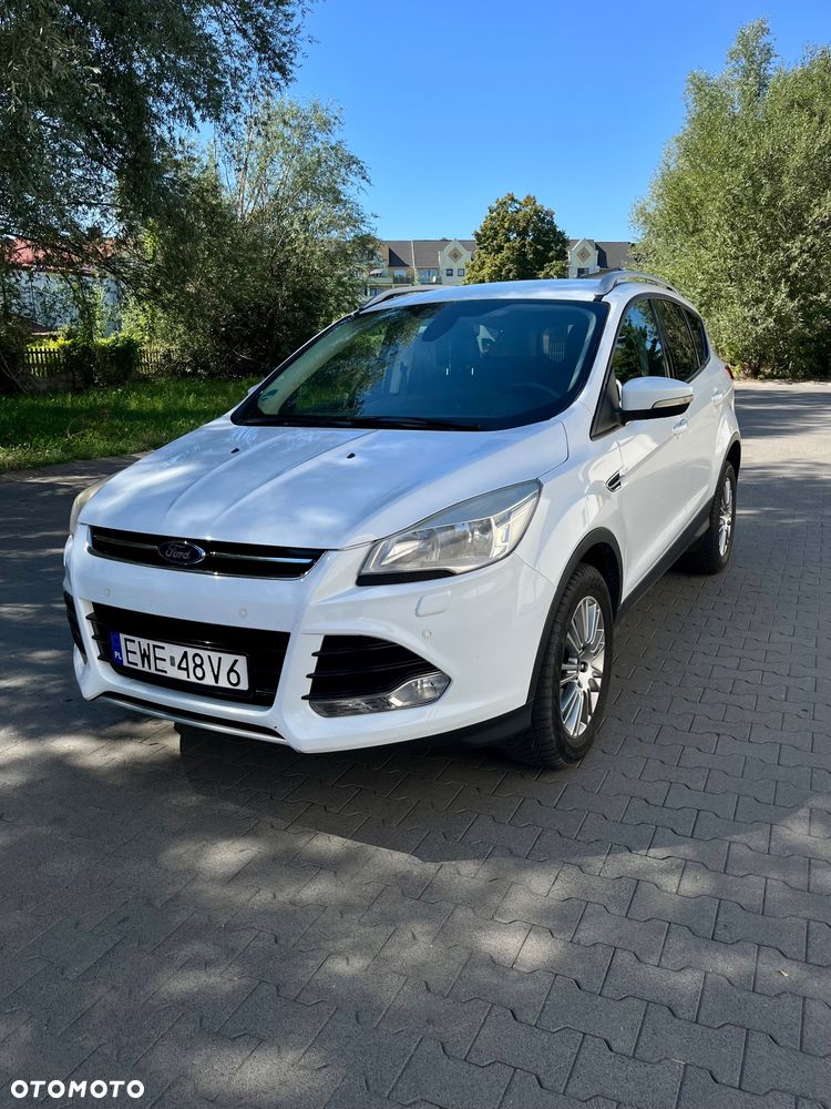 Ford Kuga 1.6 EcoBoost 2x4 Titanium - 1