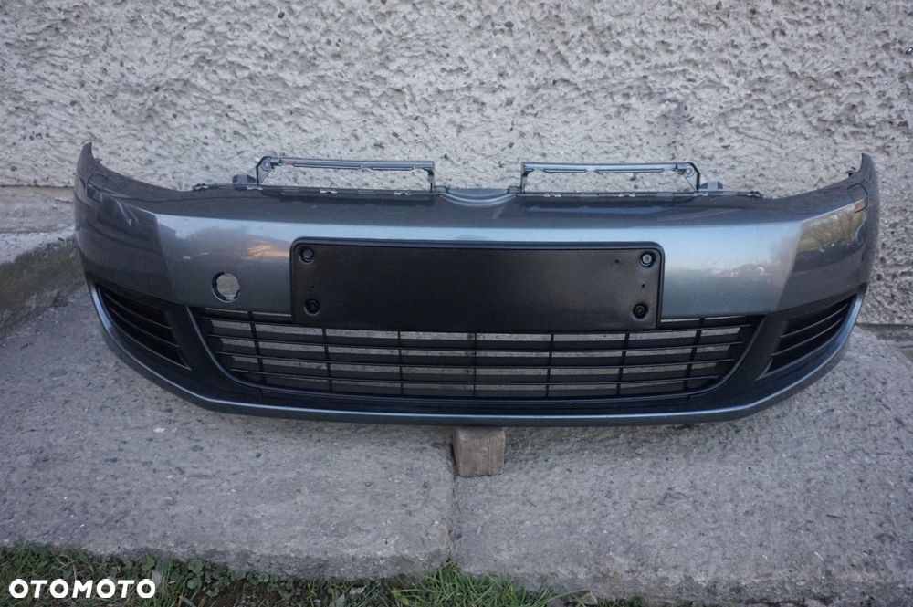 ZDERZAK PRZÓD PRZEDNI GOLF VI 6 KOMBI 08/13r LA7T SPRYSKI - 2