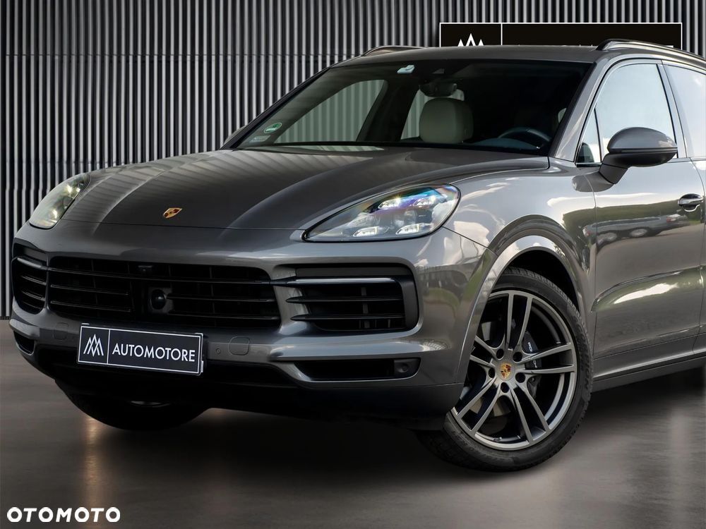 Porsche Cayenne Standard - 2