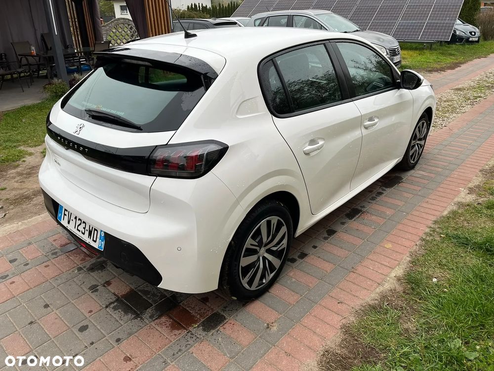 Peugeot 208 2020 photo 5