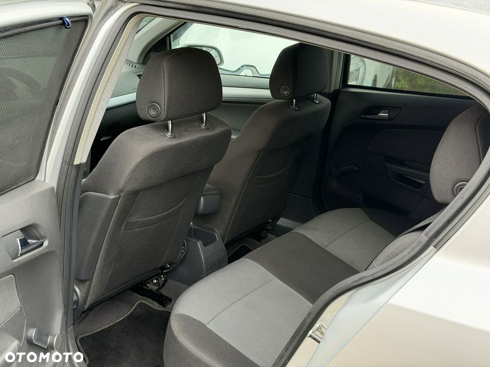 Opel Astra - 13