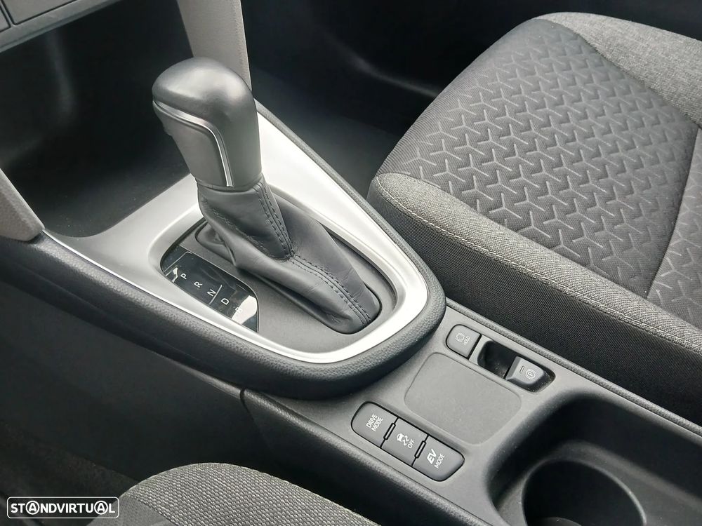 Toyota Yaris Cross 1.5 HDF Comfort Plus - 36