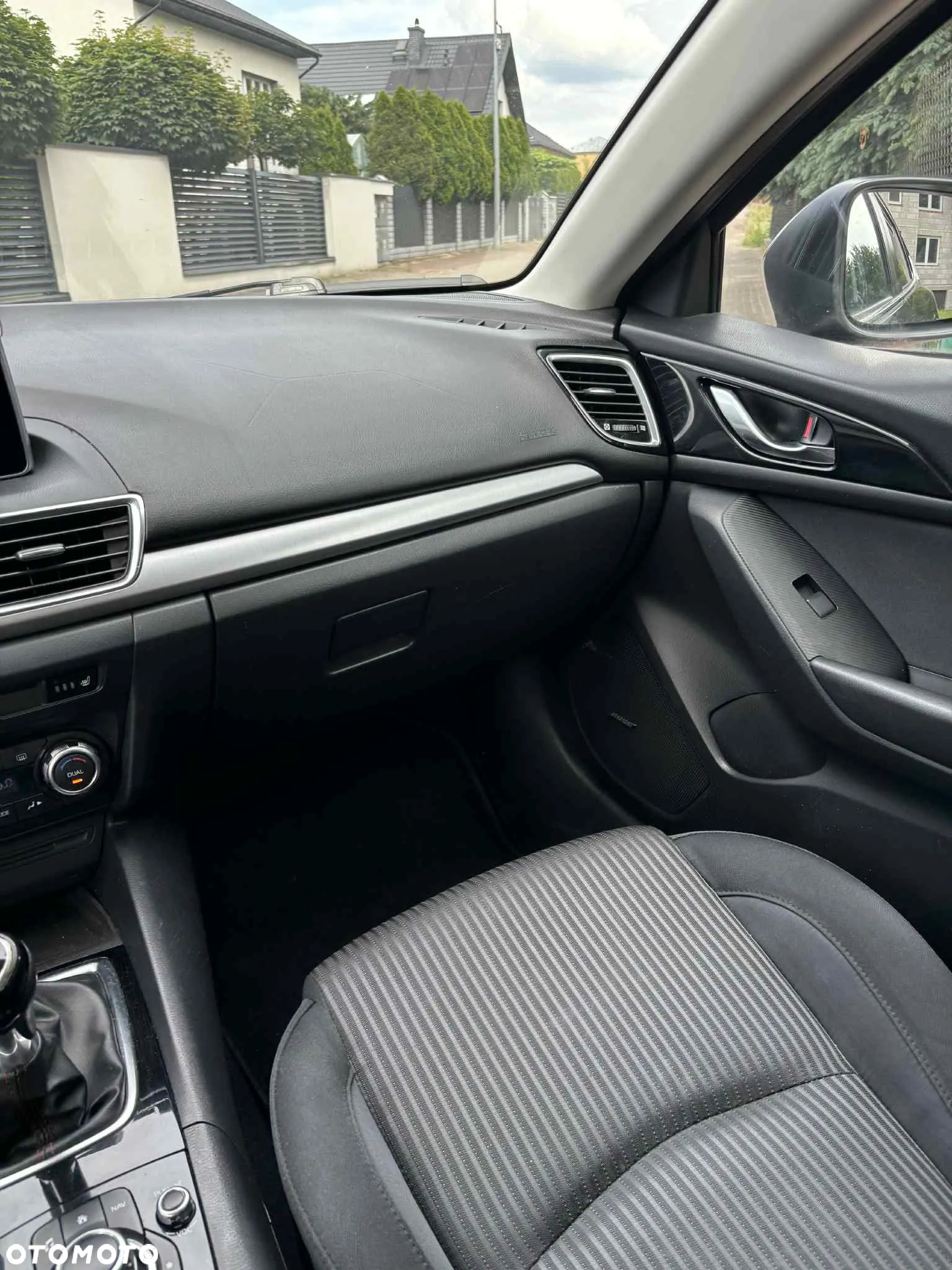 Mazda 3 - 9