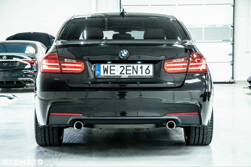 BMW Seria 3 335i Sport-Aut Sport Line - 5