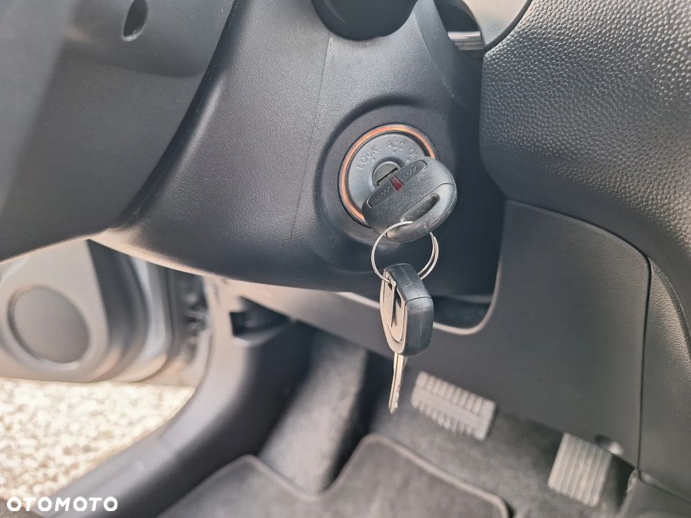 Mitsubishi Space Star 1.2 Clear Tec CVT Edition+ - 33