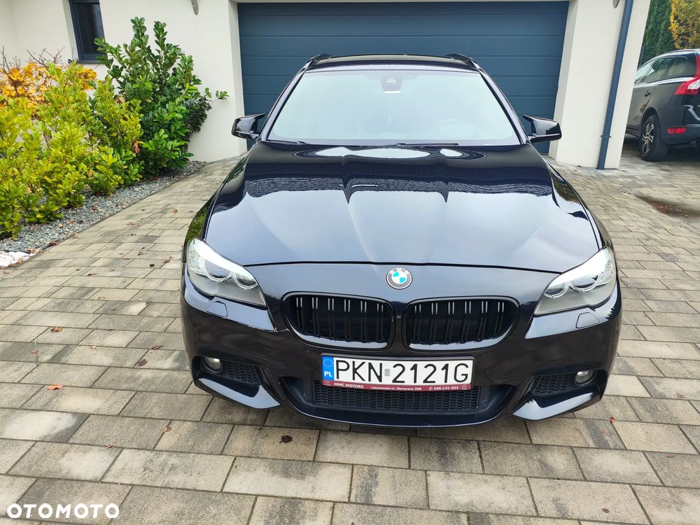 BMW Seria 5 525d xDrive - 13
