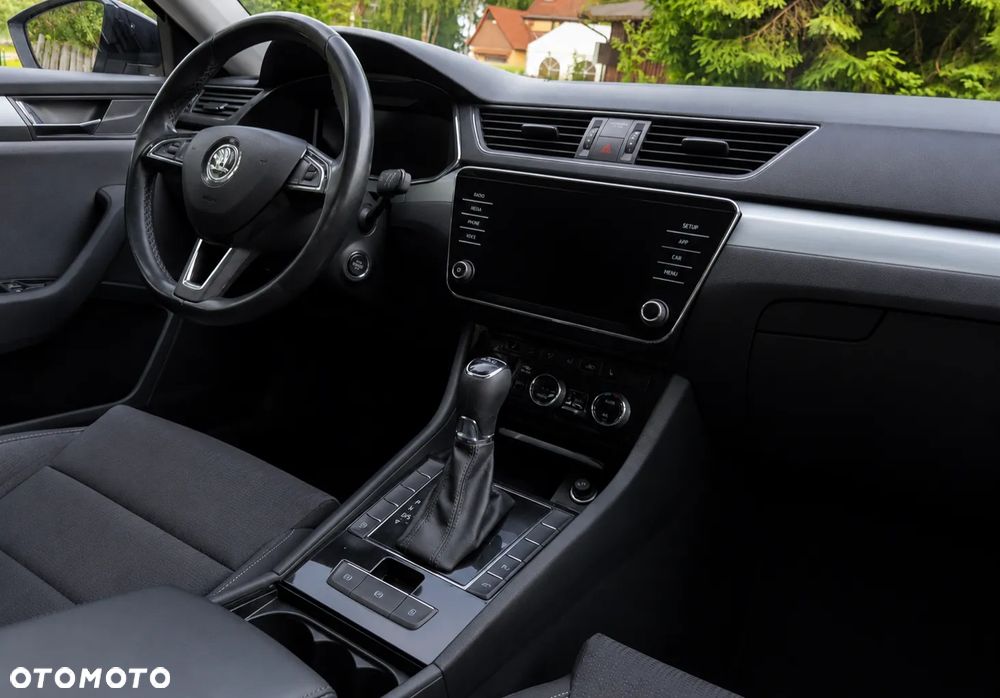 Skoda Superb 2.0 TDI Style DSG7 - 7