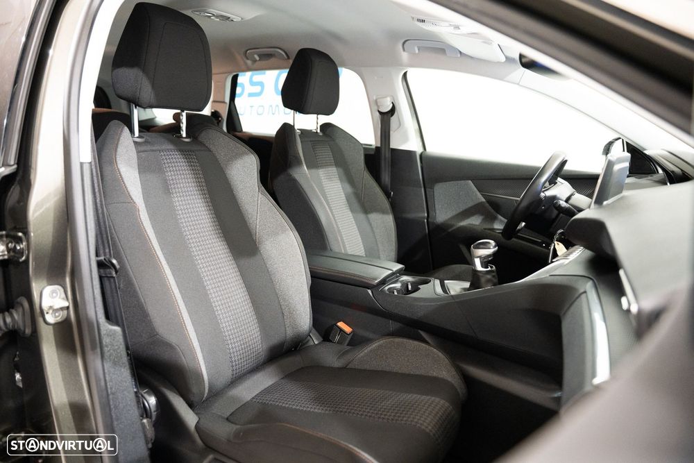 Peugeot 5008 1.2 PureTech Active - 23