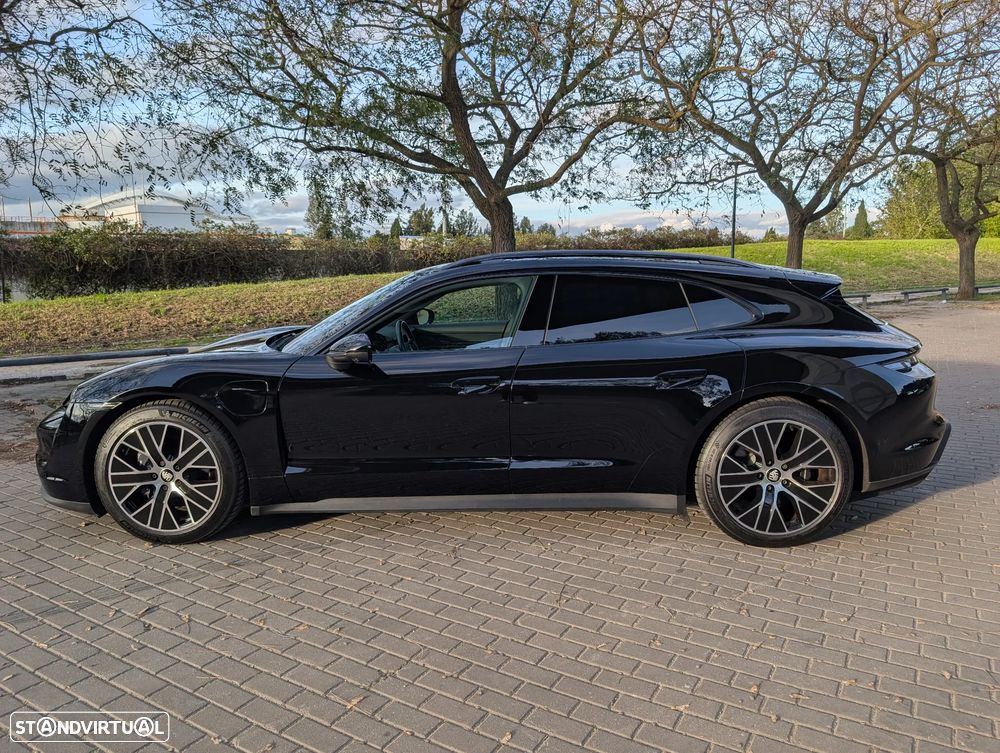 Porsche Taycan Sport Turismo bateria Performance Plus - 16