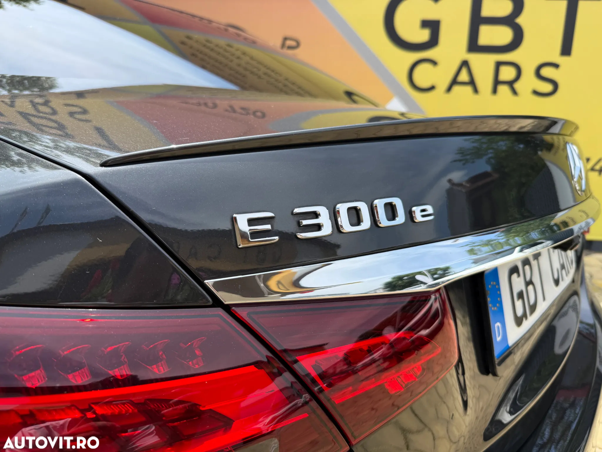 Mercedes-Benz E 300 T 9G-TRONIC AMG Line - 17