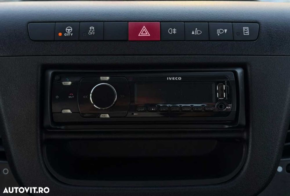 Iveco DAILY PLATFORMA CU OBLOANE - 22