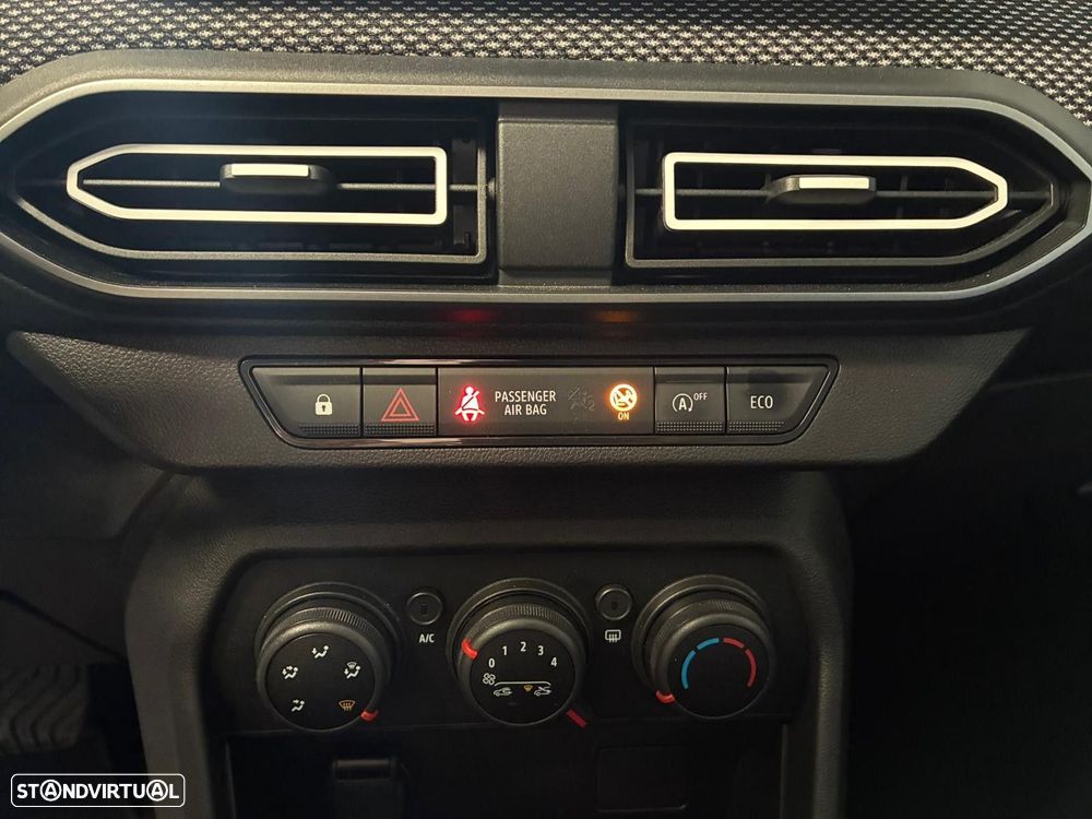 Dacia Sandero 1.0 TCe Expression CVT - 26