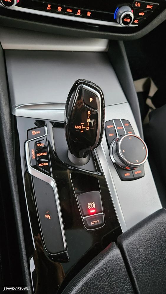 BMW 530 d xDrive Auto - 12