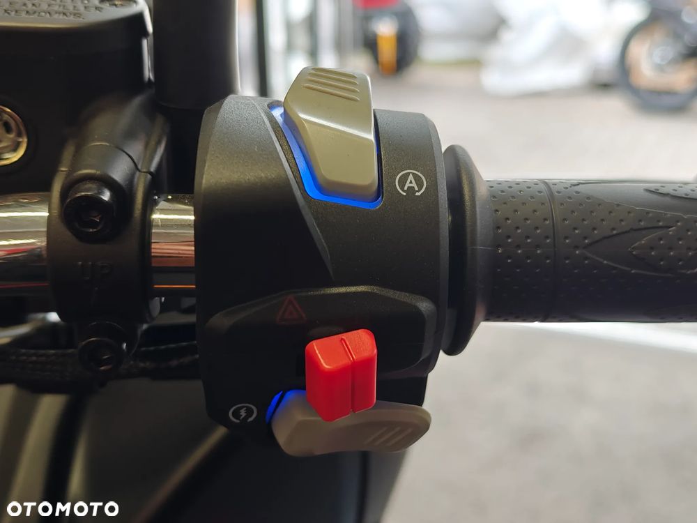 QJMOTOR MTX 125 - 13