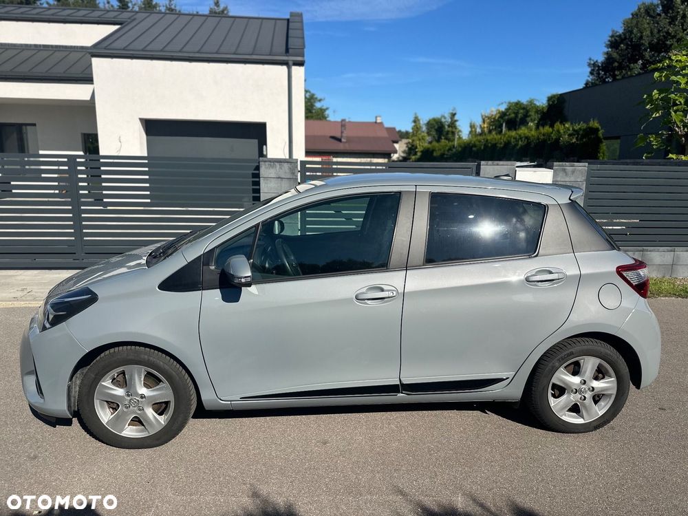 Toyota Yaris 1.5 VVT-i Selection - 22