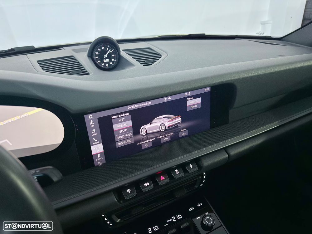 Porsche 911 (992) Carrera PDK - 24