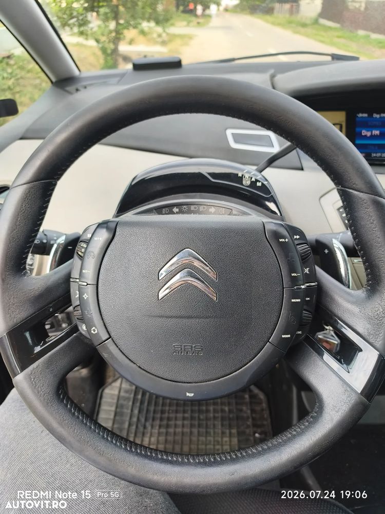 Citroën C4 Picasso 1.6 e-Hdi Seduction - 3