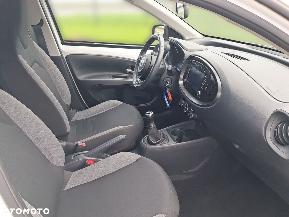 Toyota Aygo X - 13