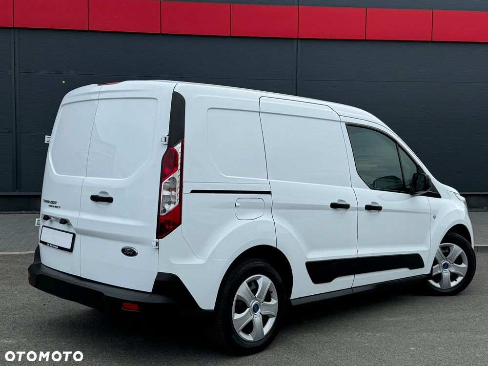 Ford Transit Connect - 4