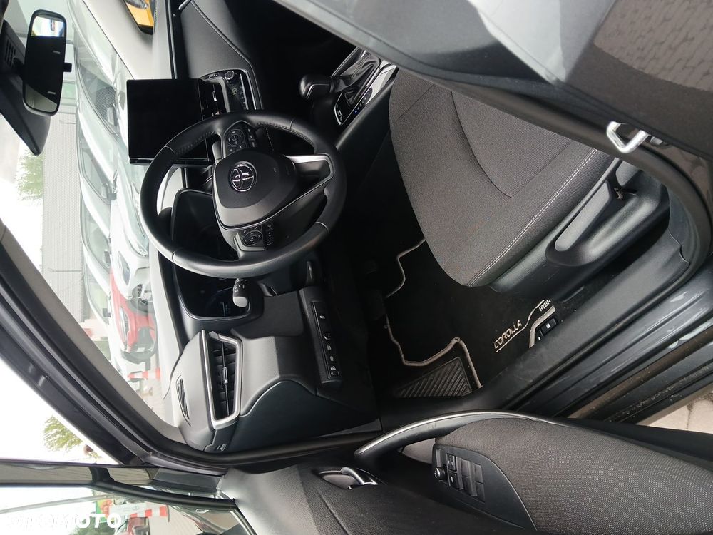 Toyota Corolla 1.8 Hybrid Comfort - 20