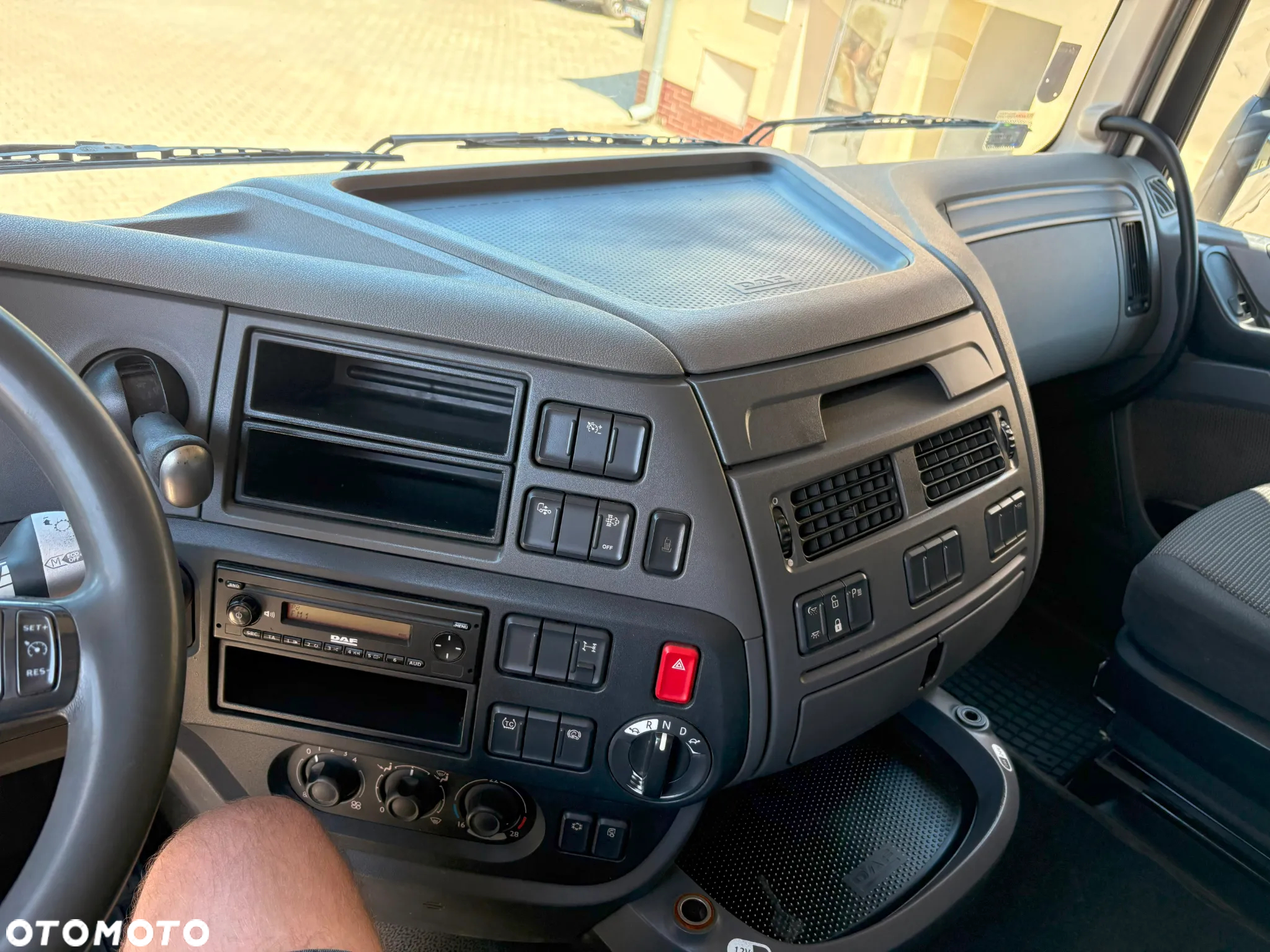 DAF XF 460 - 12