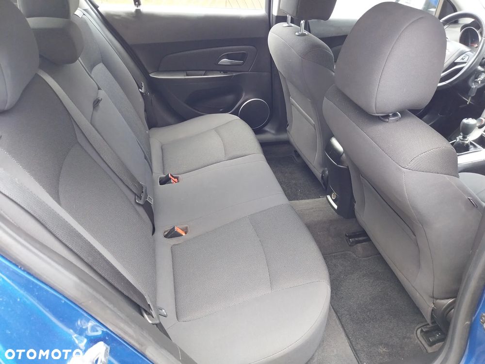 Chevrolet Cruze 1.8 LTZ - 19