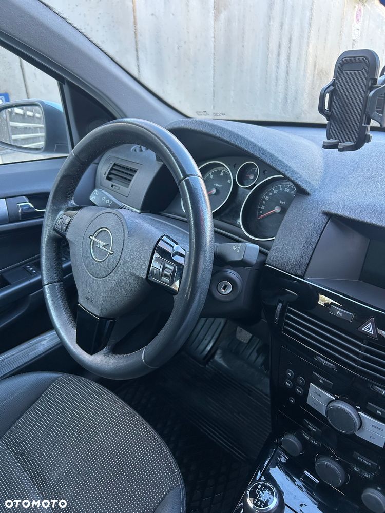 Opel Astra 1.7 CDTI - 10