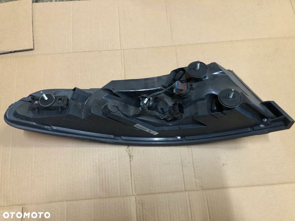 Lampa tylna prawa Jaguar XF X250 - 2