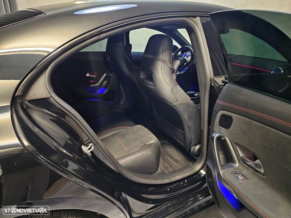 Mercedes-Benz CLA 250 e 8G-DCT AMG Line Advanced Plus - 24