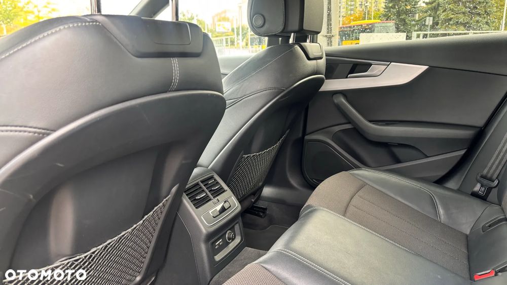 Audi A5 Sportback 2.0 TDI S tronic - 11