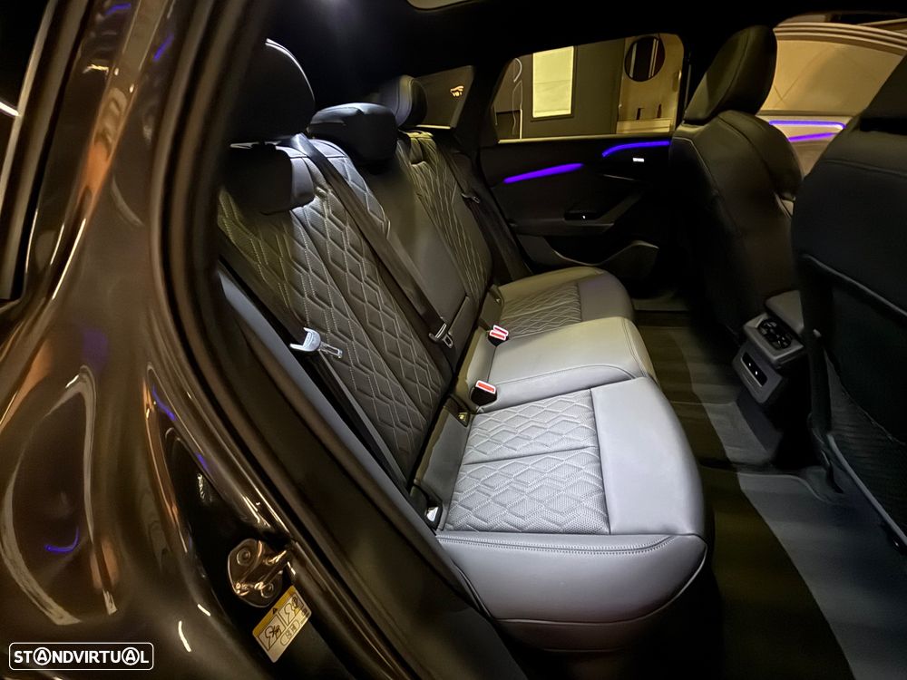 Audi A6 Avant e-tron performance edition one grey - 36