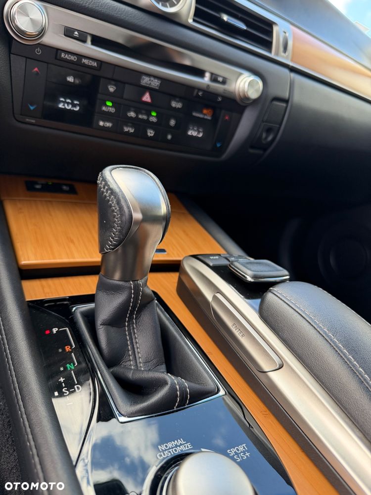 Lexus GS - 14