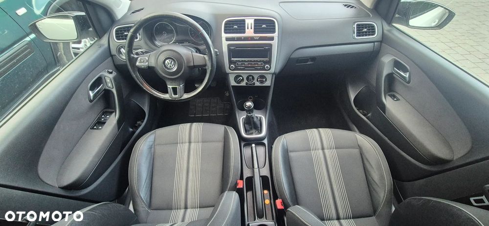 Volkswagen Polo 1.6 TDI MATCH - 21