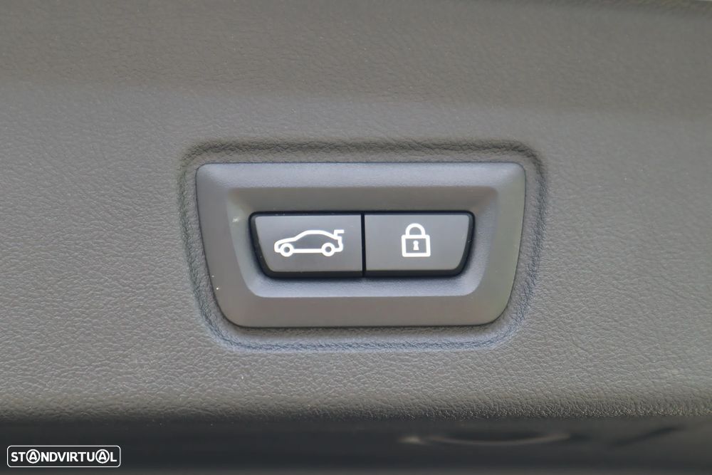 BMW i4 eDrive40 Pack Desportivo M Pro - 14