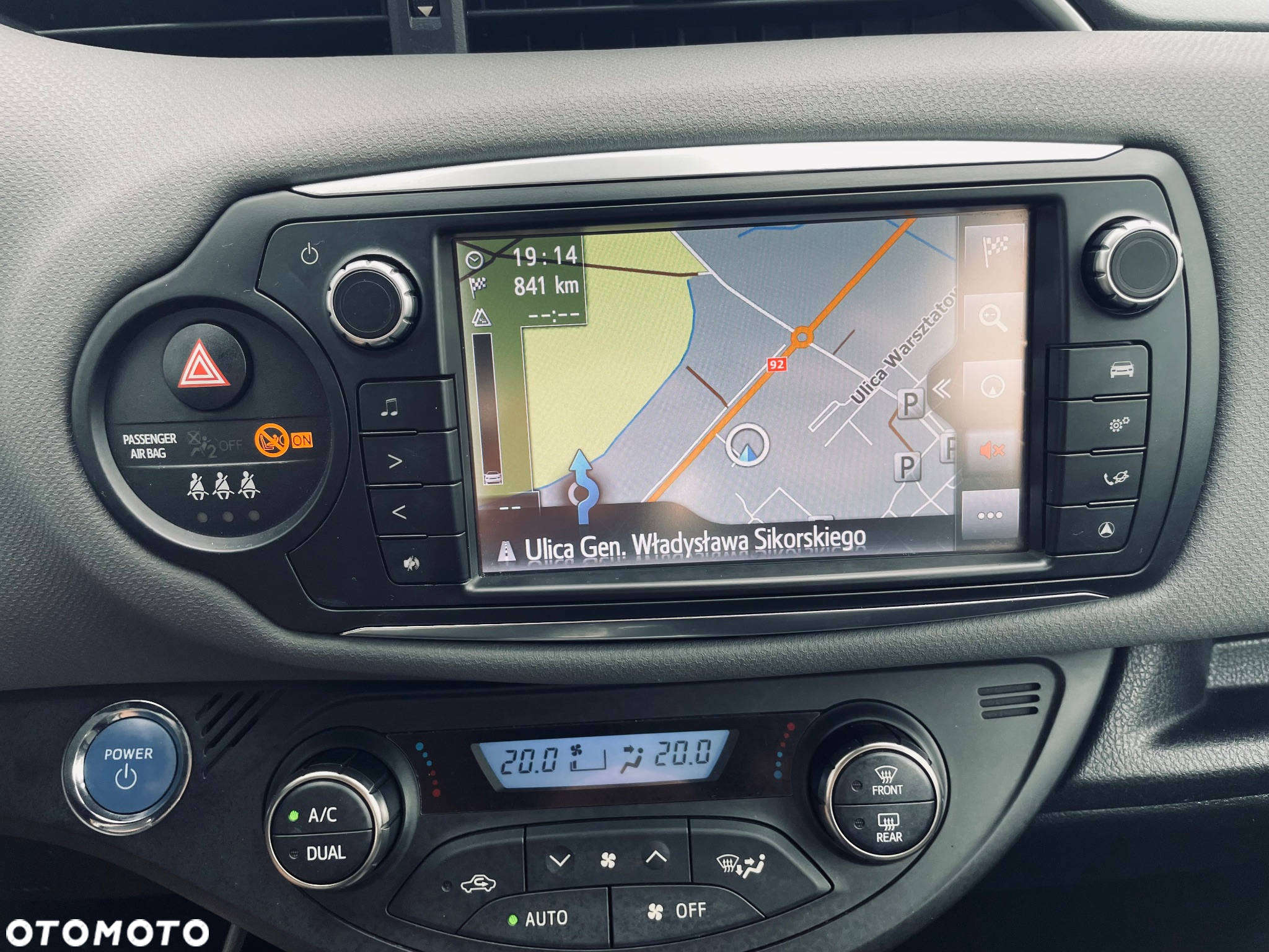 Toyota Yaris - 30