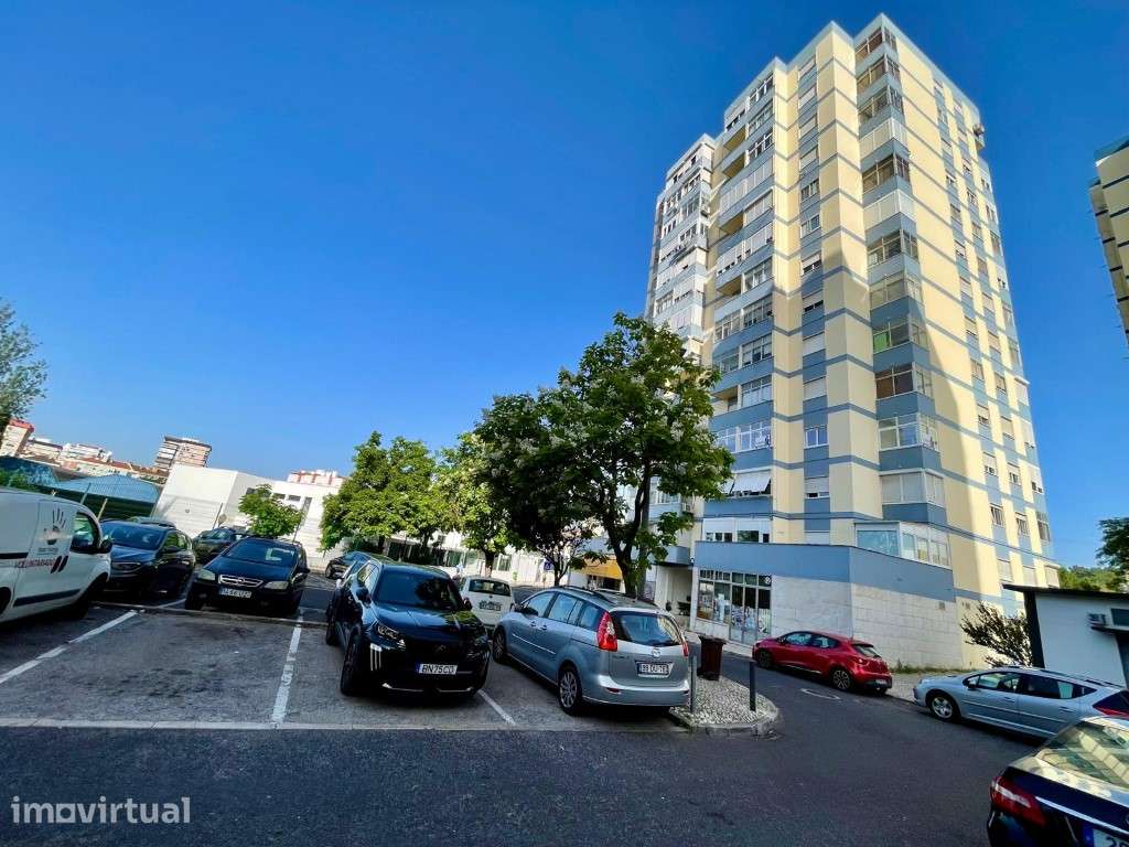 Apartamento T2 em Odivelas - Grande imagem: 2/13