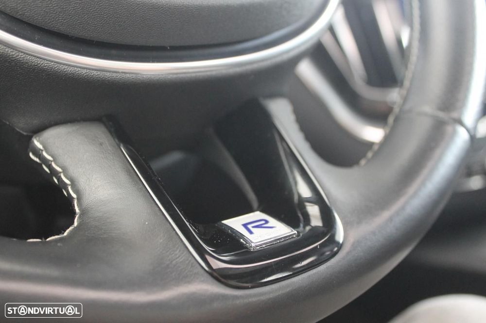 Volvo XC 60 2.0 T8 PHEV R-Design AWD - 35