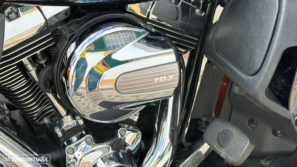 Harley-Davidson Electra Ultra Limited - 9