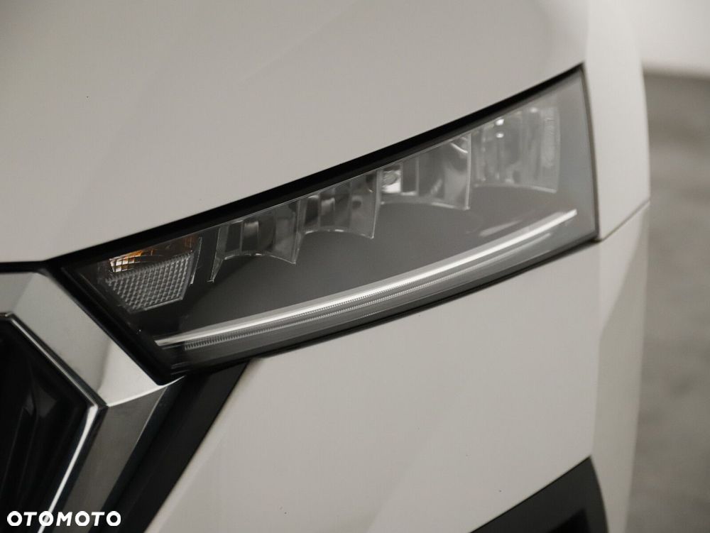 Skoda Octavia 2.0 TDI Ambition DSG - 10