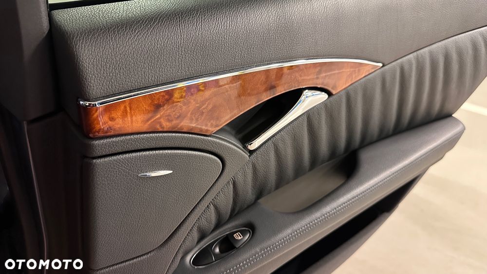 Mercedes-Benz Klasa E - 16