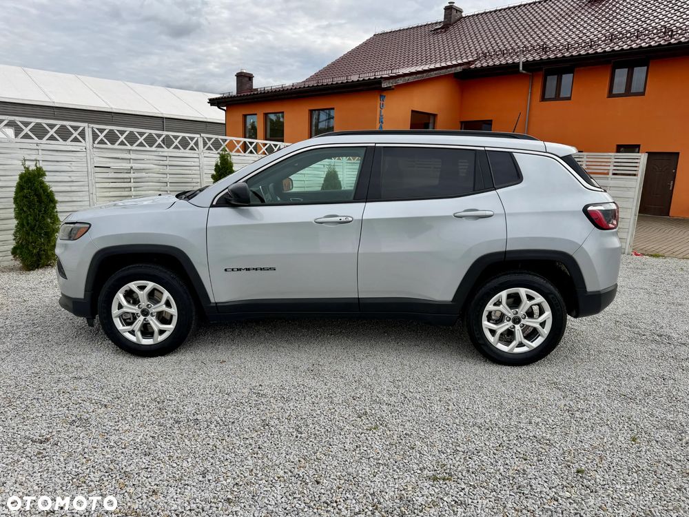 Jeep Compass - 25
