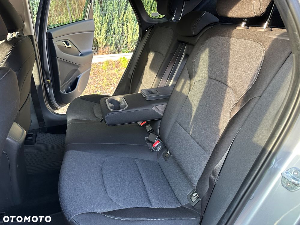 Hyundai i30 1.5 DPI Comfort - 27