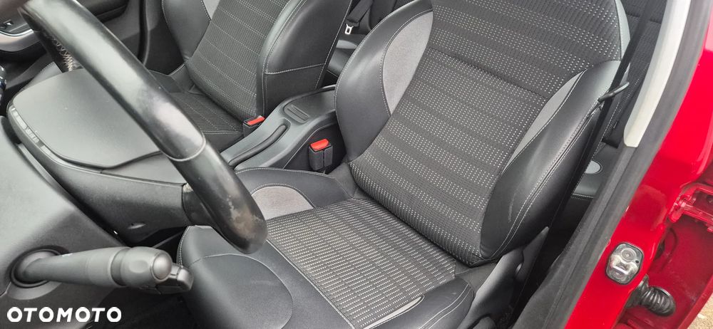 Peugeot 2008 1.2 Pure Tech Allure S&S EAT6 - 12