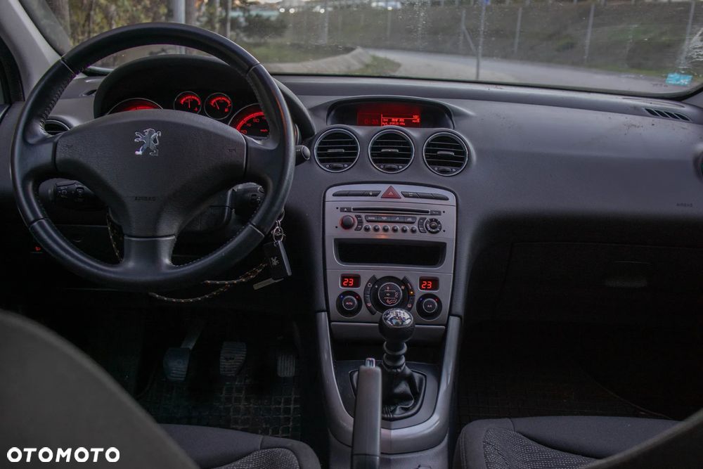 Peugeot 308 155 THP Platinum - 21