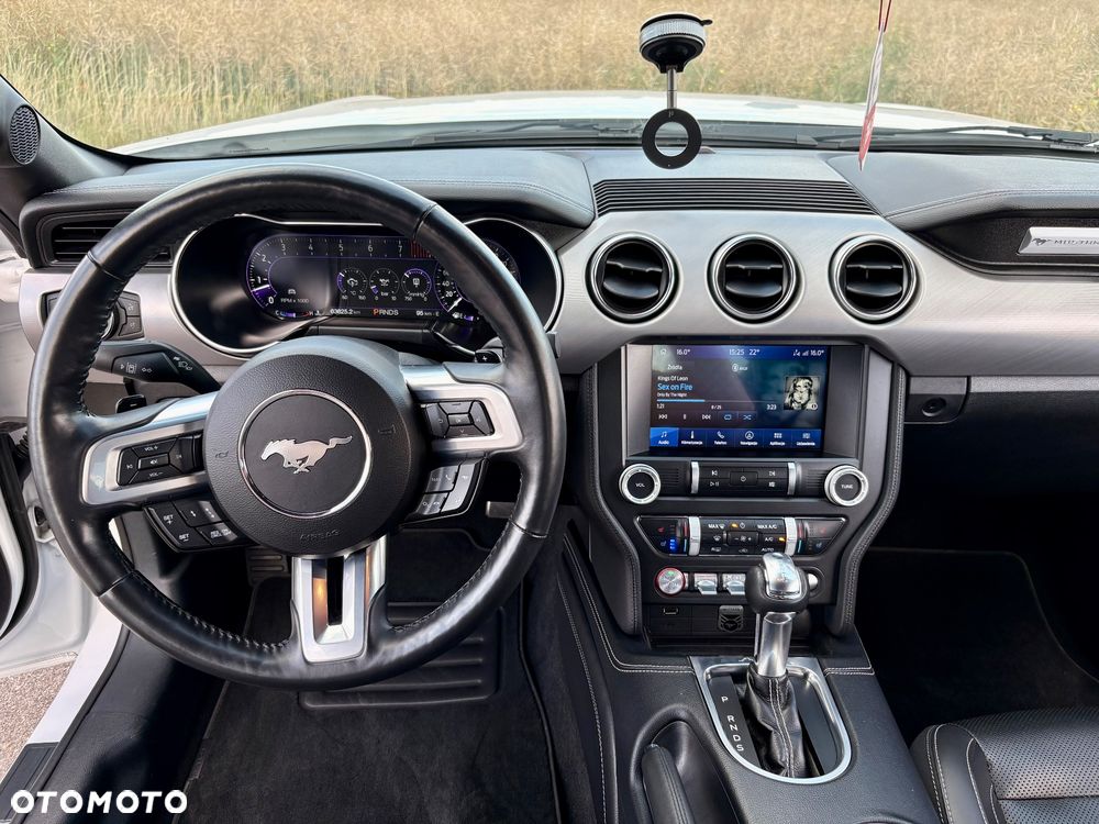 Ford Mustang - 11