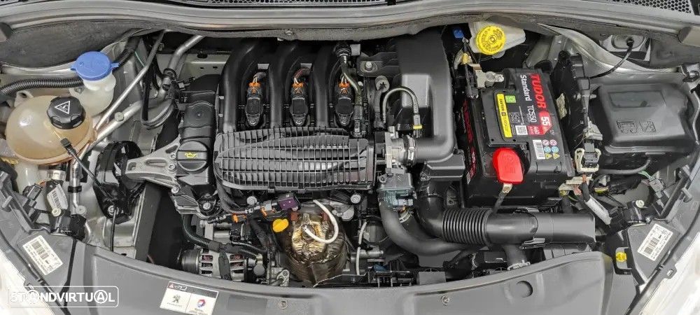 Peugeot 208 1.2 PureTech Active - 41